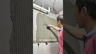 贴瓷砖前一定要这样做！#施工现场实拍 #装修 #装修细节 #贴砖 #装修避坑