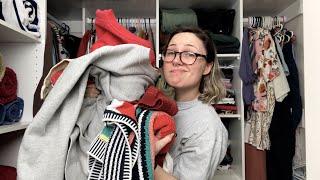 Decluttering my wardrobe | Closet clearout & organisation