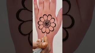 mehndi lga ke rakhna #mehndi #mehndidesigns #meenaarts #trending #art