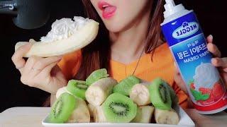 ASMR MUKBANG |Banana,Kiwi +  Whipped cream (fresh cream)Mukbang/ real sounds/ Eating sounds ️