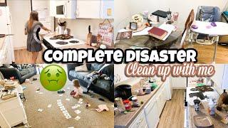 HUGE COMPLETE DISASTER | MESSY APARTMENT | CLEAN UP WITH ME 2020