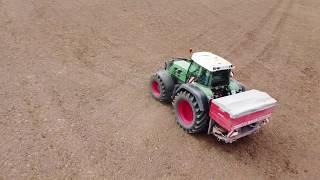 Fendt 920 Vario TMS | Rauch Düngerstreuer |  Ausbringung vor der Maislegung | DJI Mavic Mini