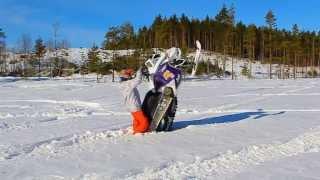 Skidoo 600 Snowmobile Wheelies