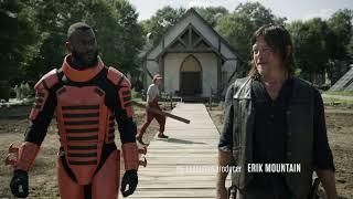 The Walking Dead S11E12 - Aaron gives Pamela a Tour of Alexandria