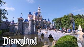 A Tour of Disneyland Park