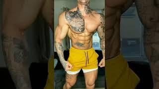 Bodybuilder Posing  | Fitness Life ️ | #shorts