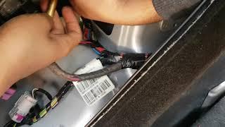 Vauxhall astra  J reverse signal wire