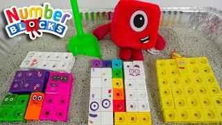 Clean the Numberblocks Covered in Sand With a Vacuum! Let's Build 30 with Odds and Evens!