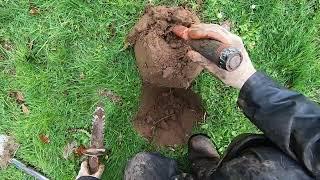 LIVE DIG ACTION!! Comparing signals with the Nokta Legend and XP Deus 2 in the park.