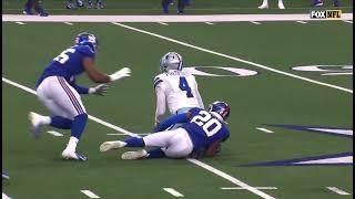 Dallas Cowboys play Vicente Fernandez during game