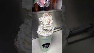 pistachio ice cream shake making 