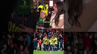 babam yaptı beni Fenerbahçeli normalde ben Galatasaraylı olacakmışım...🟡