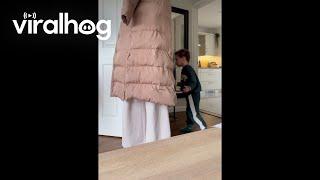 Comically Oblivious Hide and Seek Player || ViralHog