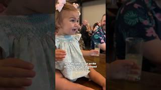 This little girl crawled up to dad on stage and audience loved it ️