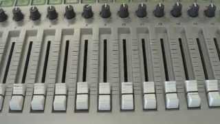 Korg D 1600