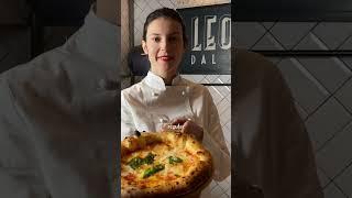 Learn how to make sourdough pizza at home 
