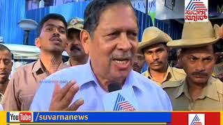 Justice Santosh Hegde Visits Mallya Hospital Enquires About Lokayuktha's Condition.