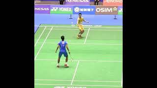 He shocked Lee Chong Wei with his trickshots