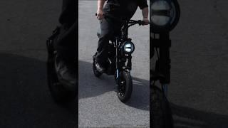 This seated e-scooter is a beast #voromotors #scooter #emove #roadrunners #shortfeed