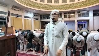 Sholat subuh berjamaah di masjid Imanuddin graha bintaro. bersama ustad H. agus Heryanto M. A