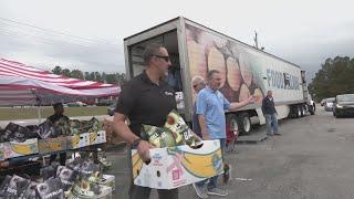 Jacksonville nonprofit hosts food drive to help military families