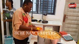 Uche Nancy Is In The kitchen, Please Bring Your Plates - Happy Sunday 2 amazing Uche Nancy lovers