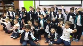 Canción de los Derechos del Niño. Cursos de Infantil del Colegio María Auxiliadora.