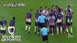 ¡Pelea en el Clásico Nacional! América y Chivas se dieron con todo