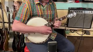 1920s Paramount Style B melody banjo (tango banjo, banjolin, 4-string banjo-mandolin)