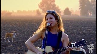 Maya Isacowitz - Live In The Field (Acoustic Session)