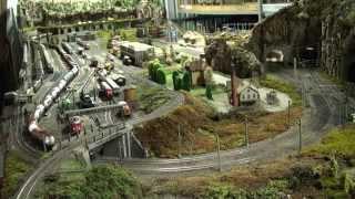 Lots of trains, ein Haufen Züge (1) : Märklin Modelleisenbahn Anlage, Modeltrain layout