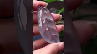 翡翠直播 | 一件翡翠掛件，憑什麼價值一套房？稀缺性？金融屬性？傳世價值？（你怎麼看？）#翡翠 #珠寶 #翡翠珠寶 #翡翠直播 #翡翠手鐲