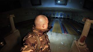 Die verlassene Bowlingbahn im Sportzentrum ((( Lost Places)))