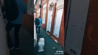 Traveller 2021 Travellers worksman can't get in his van (MUST SEE )