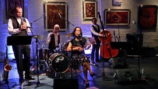 "Betta" Lucy Kalantari - Live at ShapeShifter Lab