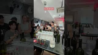 Reverse Pour 101: Learn from EBS Phuket's Xavier  #europeanbartenderschool #cocktail #cocktailbar