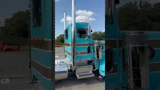 Pete 359 #trending #bigrig #trucking #trucker #semitrailer #semitruck #diesel #classic #turbo #359