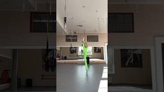Вертикальная растяжка от Анастасии Волочковой #балет #волочкова #растяжка