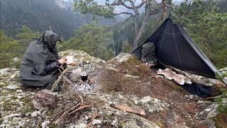 Camping Touching the Sky | Fog, Rain and Cliff Adventure at 3,000 Altitude