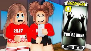 I Became My SISTERS TWIN To Catch Her STALKER in Roblox Snapchat!