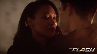 Flash: Barry Surprises Iris