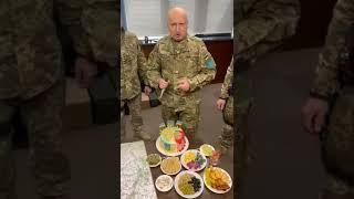 Турчинов і голова путіна: з Днем народження, Пасторе!