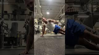 One of my favorite stability and rotational core exercise #keepgrinding