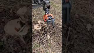 #Klou KXG10 #excavator #log #grab #ripping out a #treestump !