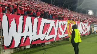 Doping kibiców Widzewa na meczu z Koroną Kielce. Minuta ciszy dla Bogusława Kukucia