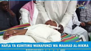 WANAFUNZI WA MAAHAD AL-HIKMA  WATOA ELIMU YA KUOSHA MAITI MBELE YA MASHEIKH