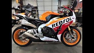 Honda CBR1000RR SP Repsol  - Walk Around - Exhaust Revs - Top Speed - Specs - Review - Fireblade