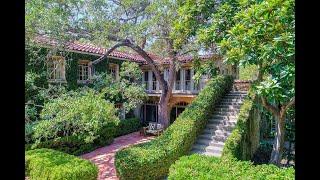 Landmark Property in Alamo Heights