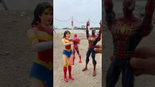Spiderman vs Wonder Woman vs Spidey | Papa one love | Marvel Toys