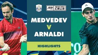 Matteo Arnaldi vs Daniil Medvedvev Highlights | Rolex Shanghai Masters 2024